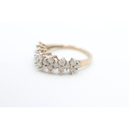 19 - 9ct gold diamond dress ring (2.8g) Size M 1/2