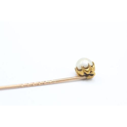 10 - 18ct gold potential natural split pearl stick pin with 9ct pin (2.2g)