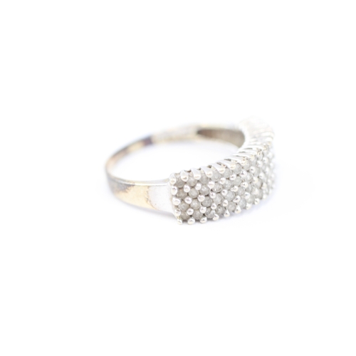 16 - 9ct gold parve set diamond dress ring (3.4g) Size Q