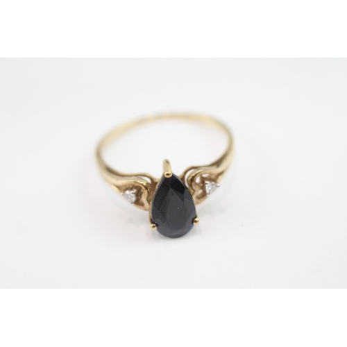 42 - 9ct gold pear cut sapphire & diamond dress ring (2g) Size P