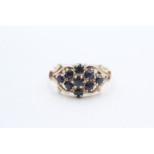 13 - 9ct gold sapphire cluster ring (2.1g) Size M