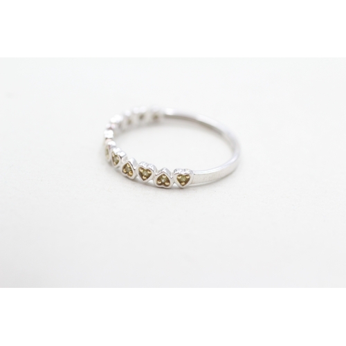 24 - 9ct white gold enhanced yellow diamond heart row ring (1.2g) Size N