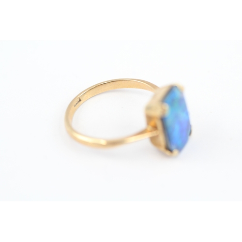 5 - 9ct gold vintage opal doublet dress ring (1.7g) Size K