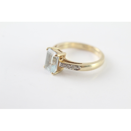 27 - 9ct gold aquamarine & diamond dress ring (3.1g) Size J 1/2
