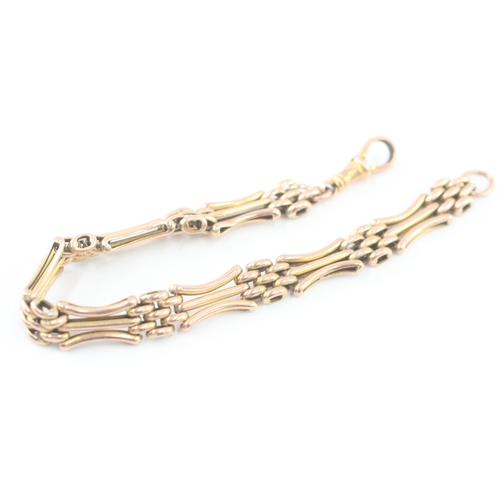 50 - 9ct gold antique gate bracelet with dogclip clasp (13.6g)