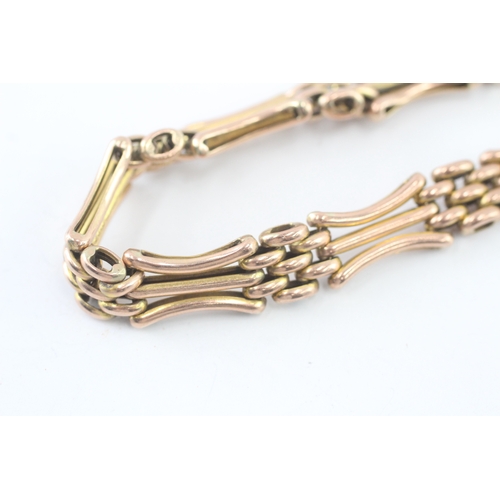 50 - 9ct gold antique gate bracelet with dogclip clasp (13.6g)