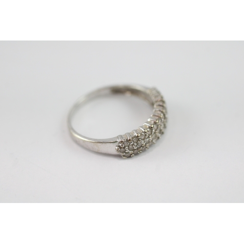 20 - 9ct white gold diamond cluster ring (2g) Size M