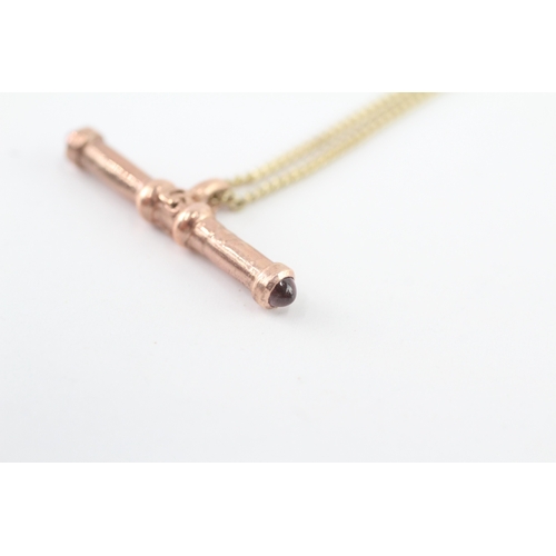 8 - 9ct gold Clogau T-bar pink gemstone pendant necklace (5.2g)