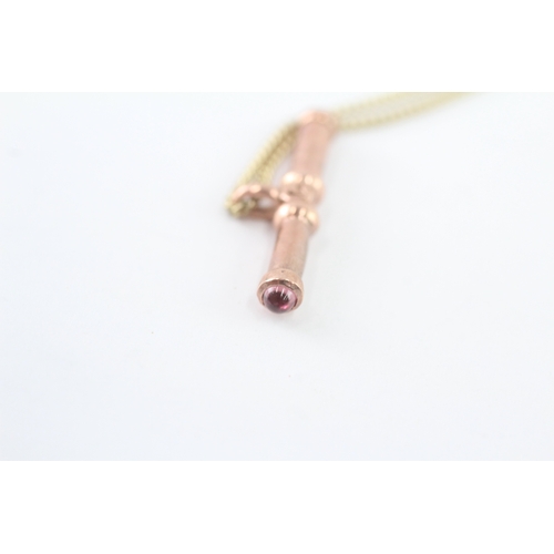 8 - 9ct gold Clogau T-bar pink gemstone pendant necklace (5.2g)