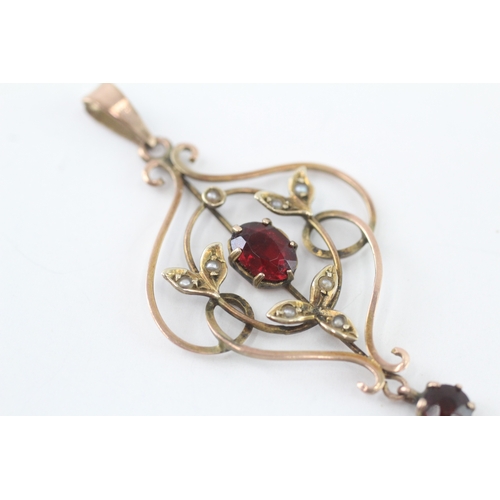 16 - 9ct gold garnet split pearl pendant (2g)