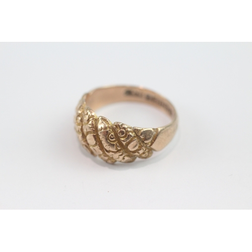 46 - 9ct gold antique twist ring (5.2g) Size P