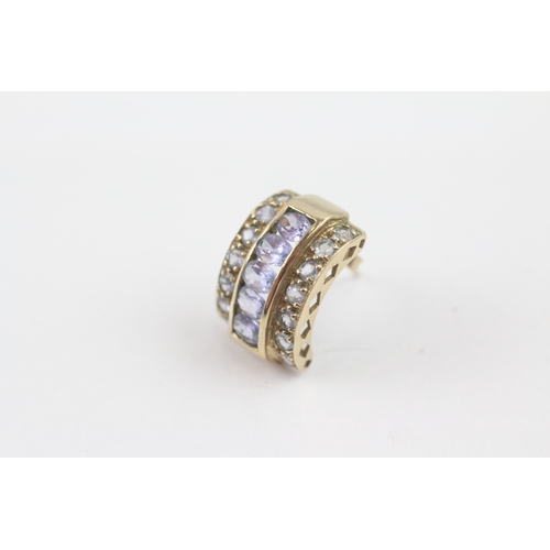 10 - 9ct gold tanzanite c-hoop earrings (4.7g)
