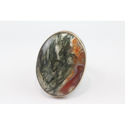 11 - 9ct gold moss agate cocktail ring (8.7g) Size N