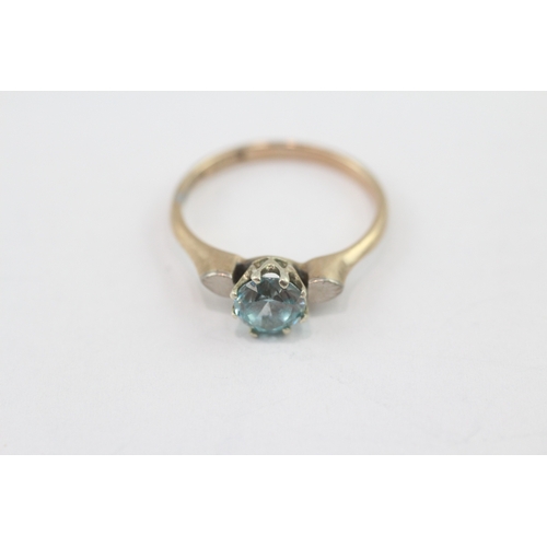 20 - 9ct gold blue zircon solitaire ring (2.4g) Size N