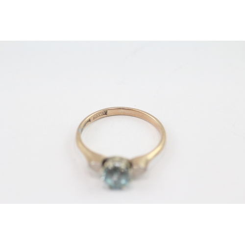 20 - 9ct gold blue zircon solitaire ring (2.4g) Size N