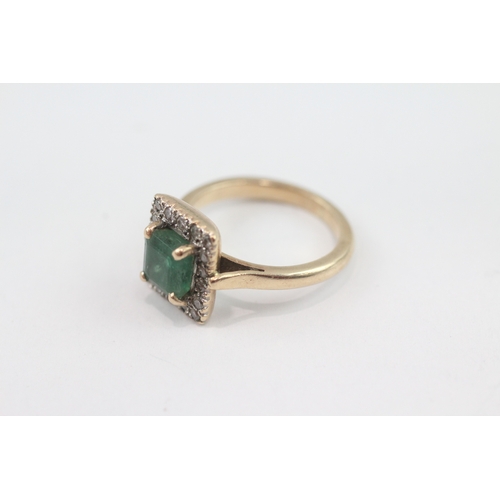 23 - 9c gold emerald diamond dress ring (4.7g) Size N