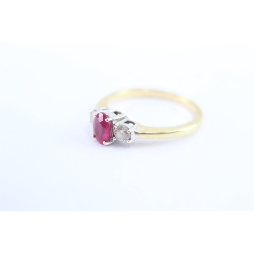 3 - 18ct gold ruby & diamond trilogy ring (3g)  L 1/2
