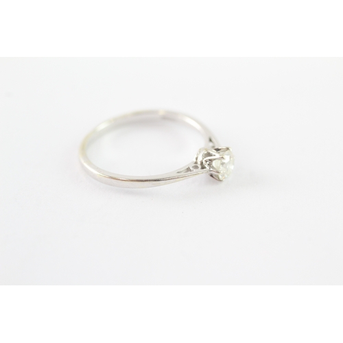 39 - 9ct white gold diamond solitaire ring (1.4g) Size M 1/2