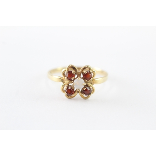 45 - 9ct gold garnet & opal dress ring (1.4g) Size N