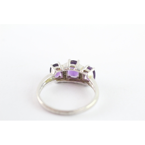 52 - 9ct gold amethyst & diamond dress ring (3g) Size P
