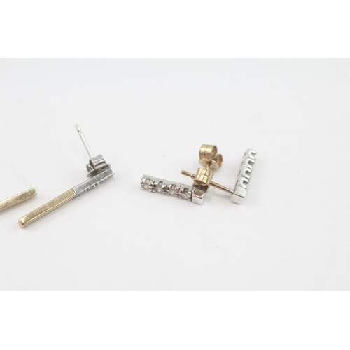 55 - 2x 9ct gold diamond earrings (2.5g)