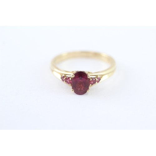 58 - 9ct gold amethyst cluster ring (2.5g) Size O
