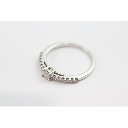 59 - 9ct gold diamond ring (1.6g) Size L 1/2