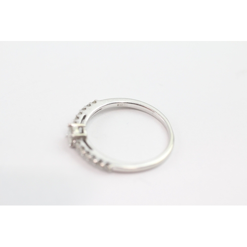 59 - 9ct gold diamond ring (1.6g) Size L 1/2