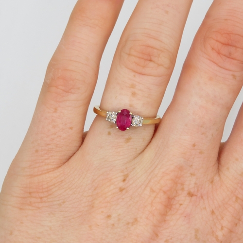 3 - 18ct gold ruby & diamond trilogy ring (3g)  L 1/2