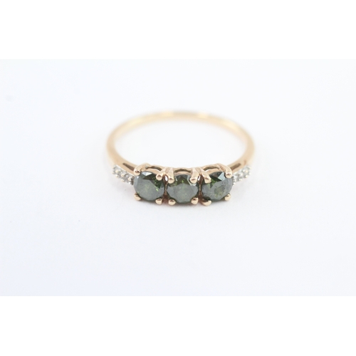 59 - 9ct gold green and white diamond ring (1.6g) Size O