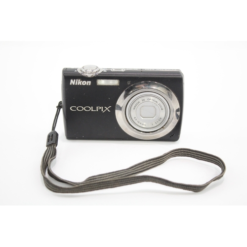 Appareil Photo Numérique Nikon Coolpix S220 Noir, 10 Mpx, Zoom 3x - Occasion En état De Marche