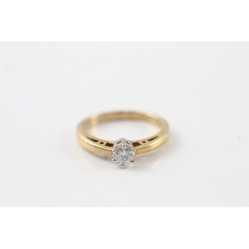 67 - 9ct gold diamond solitaire ring (2.2g) Size I 1/2