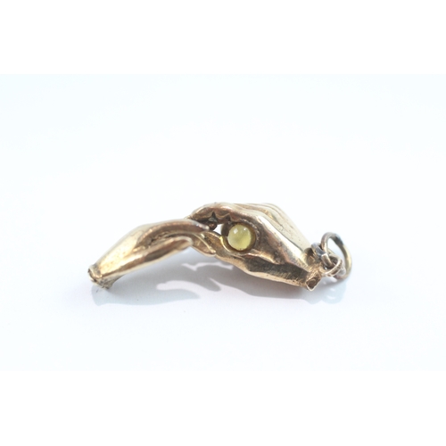 70 - 9ct gold engagement hands charm (4.6g)