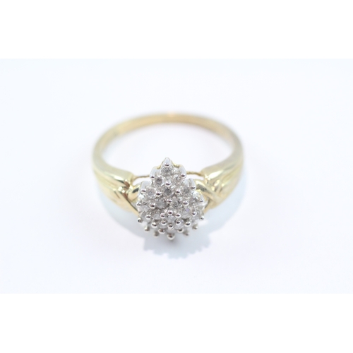 95 - 9ct gold diamond cluster ring (4.1g) Size U