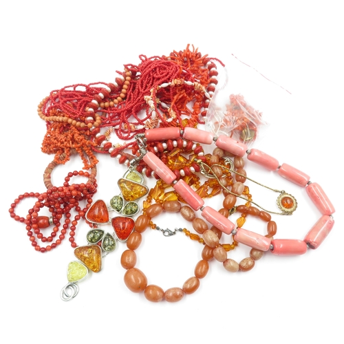 69 - Collection of Costume Jewellery inc Coral 504g