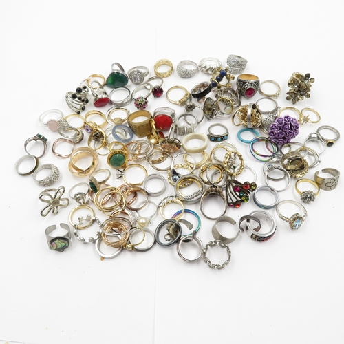 74 - Collection of Fashion Rings 522g