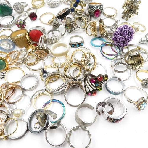 74 - Collection of Fashion Rings 522g