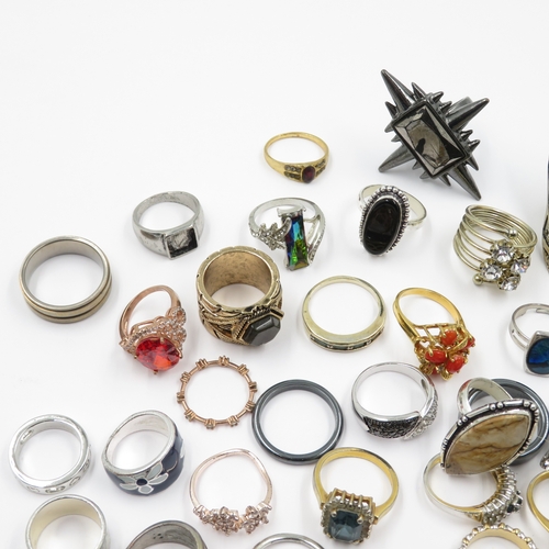 87 - Collection of Fashion Rings 515g