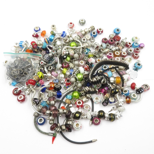 88 - Collection of Fashion Jewellery 943g