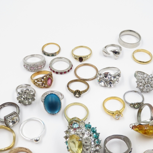 92 - Collection of Fashion rings 523g