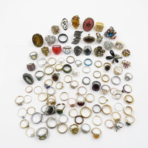 97 - Collection of fashion rings 595g