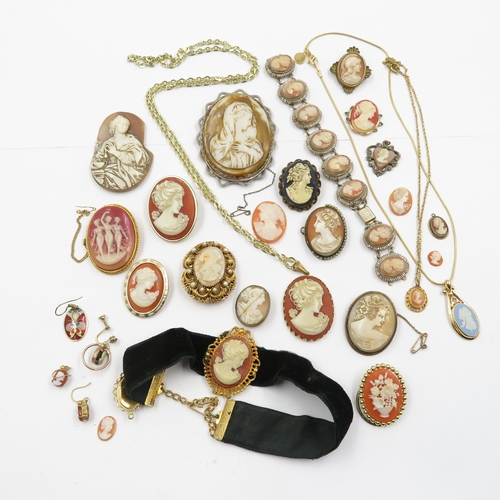 99 - Collection of Cameo jewellery 226g