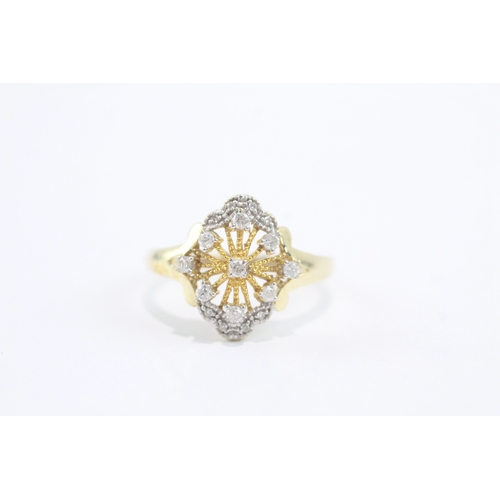 20 - 9ct gold diamond dress ring (2.2g) Size N