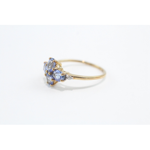 34 - 9ct gold white and blue sapphire ring (1.8g) Size N 1/2