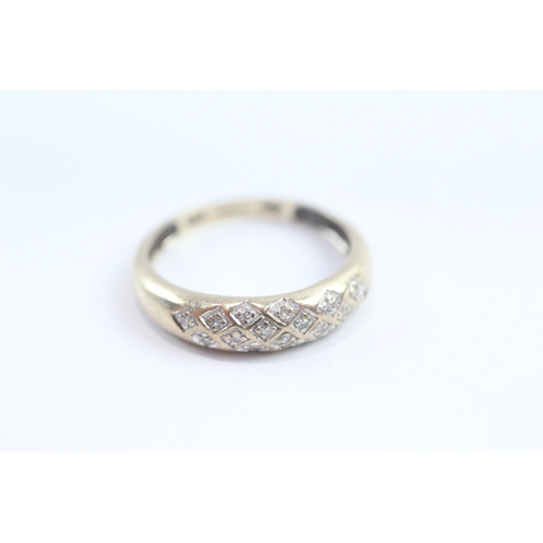 5 - 9ct gold diamond dress ring (2g) Size P