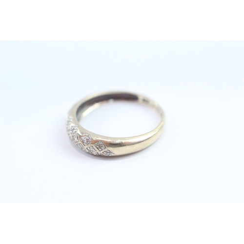 5 - 9ct gold diamond dress ring (2g) Size P