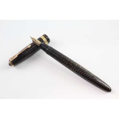 Vintage Parker Vaccumatic Brown Cased Fountain Pen 14ct Gold Nib WRITING