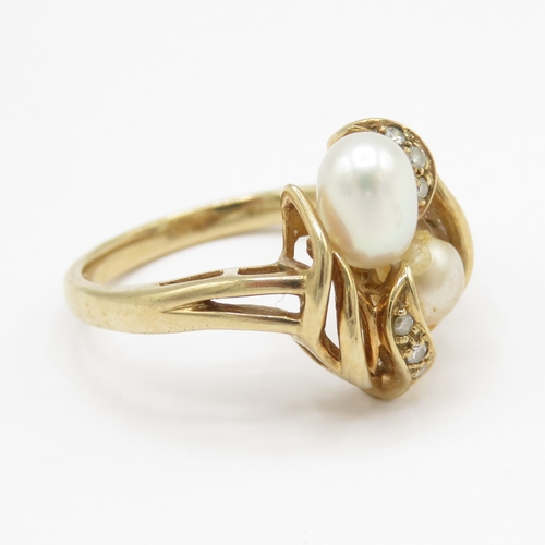 17 - 9ct gold pearl and diamond ring (3.4g) Size M