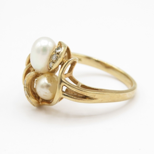 17 - 9ct gold pearl and diamond ring (3.4g) Size M
