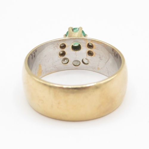 2 - 14ct gold chunky emerald and diamond ring (6.5g) Size N 1/2